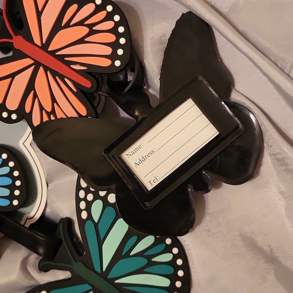 Roam 4pc luggage tag butterfly 🦋 - Picture 3 of 4